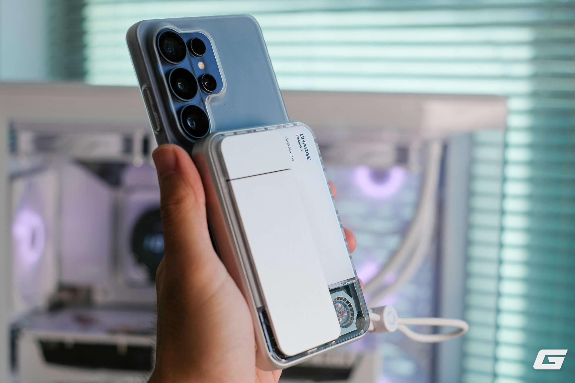So sánh kích thước SHARGE ICEMAG 3 với các pin MagSafe khác