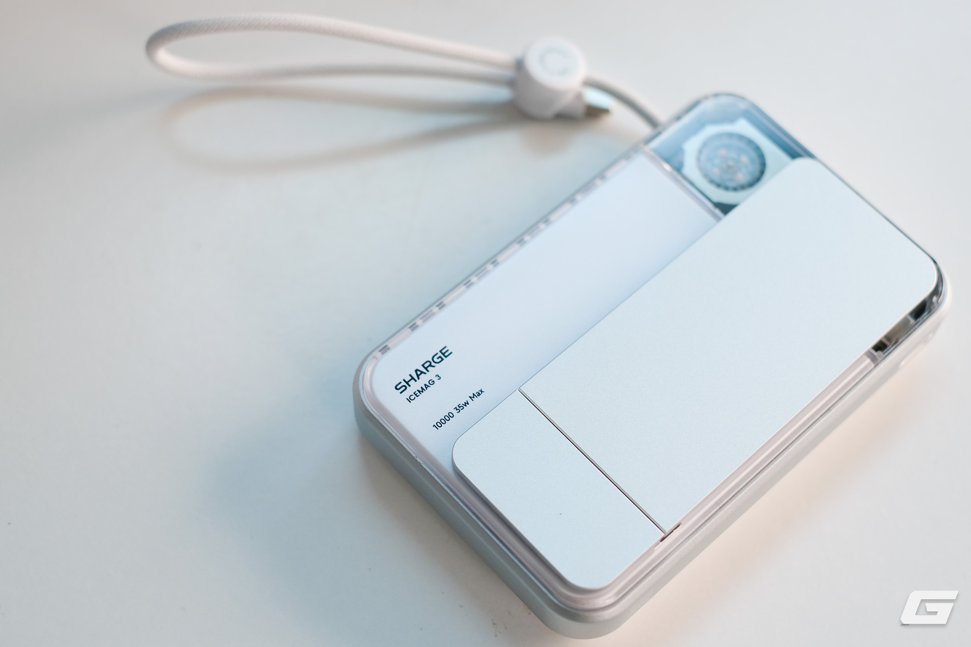 Cáp USB-C tích hợp trên SHARGE ICEMAG 3