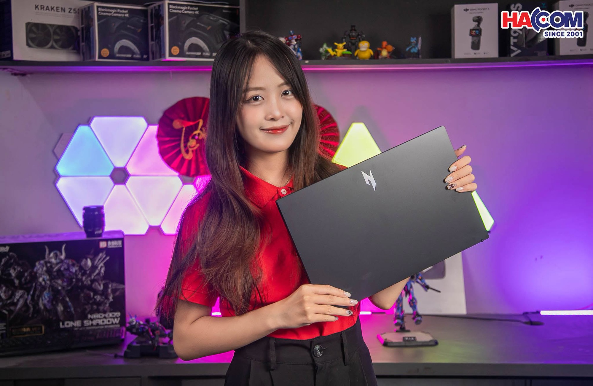 Bảng so sánh thông số kỹ thuật laptop.