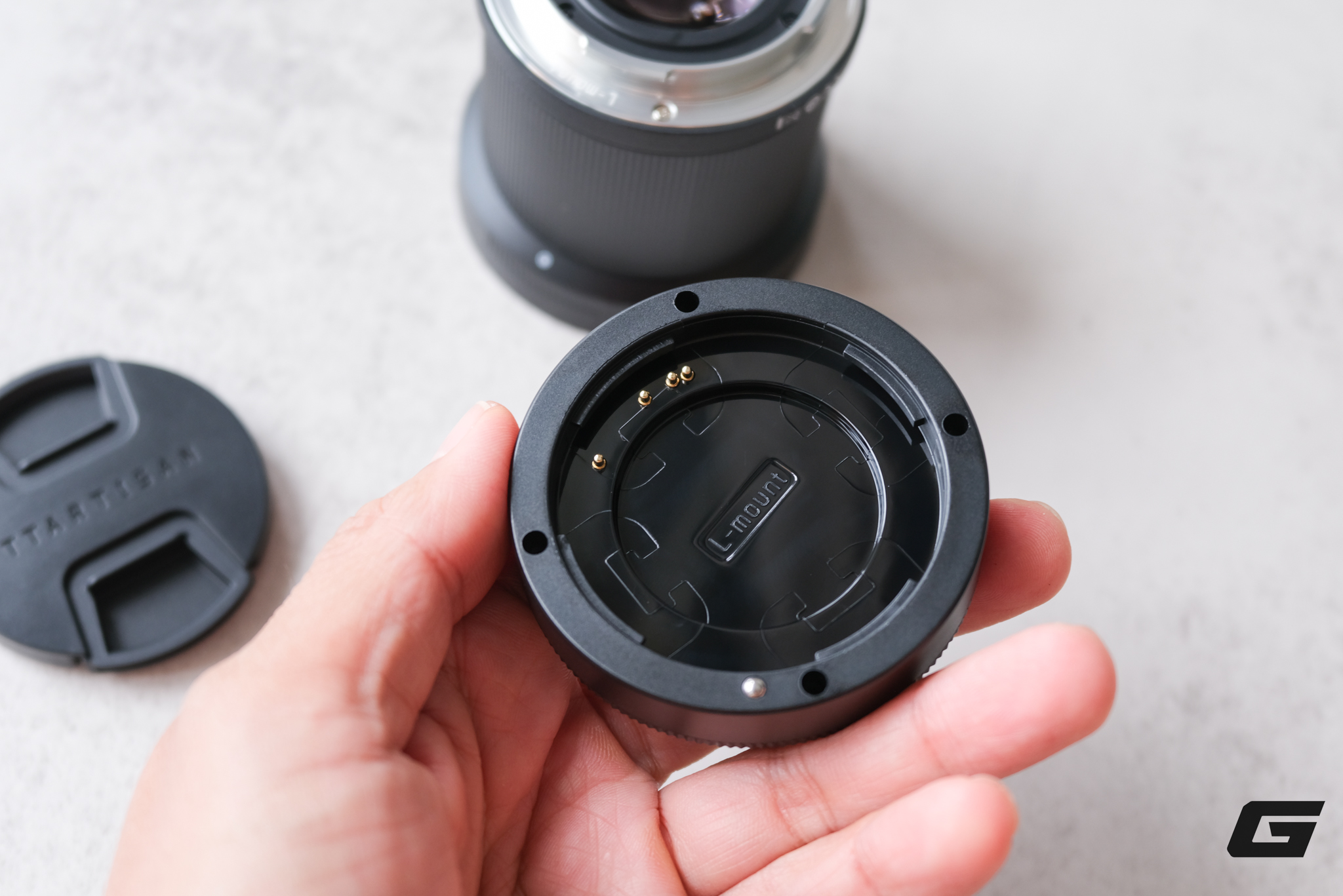 Chân dung ống kính TTArtisan AF 50mm F1.8 Neo