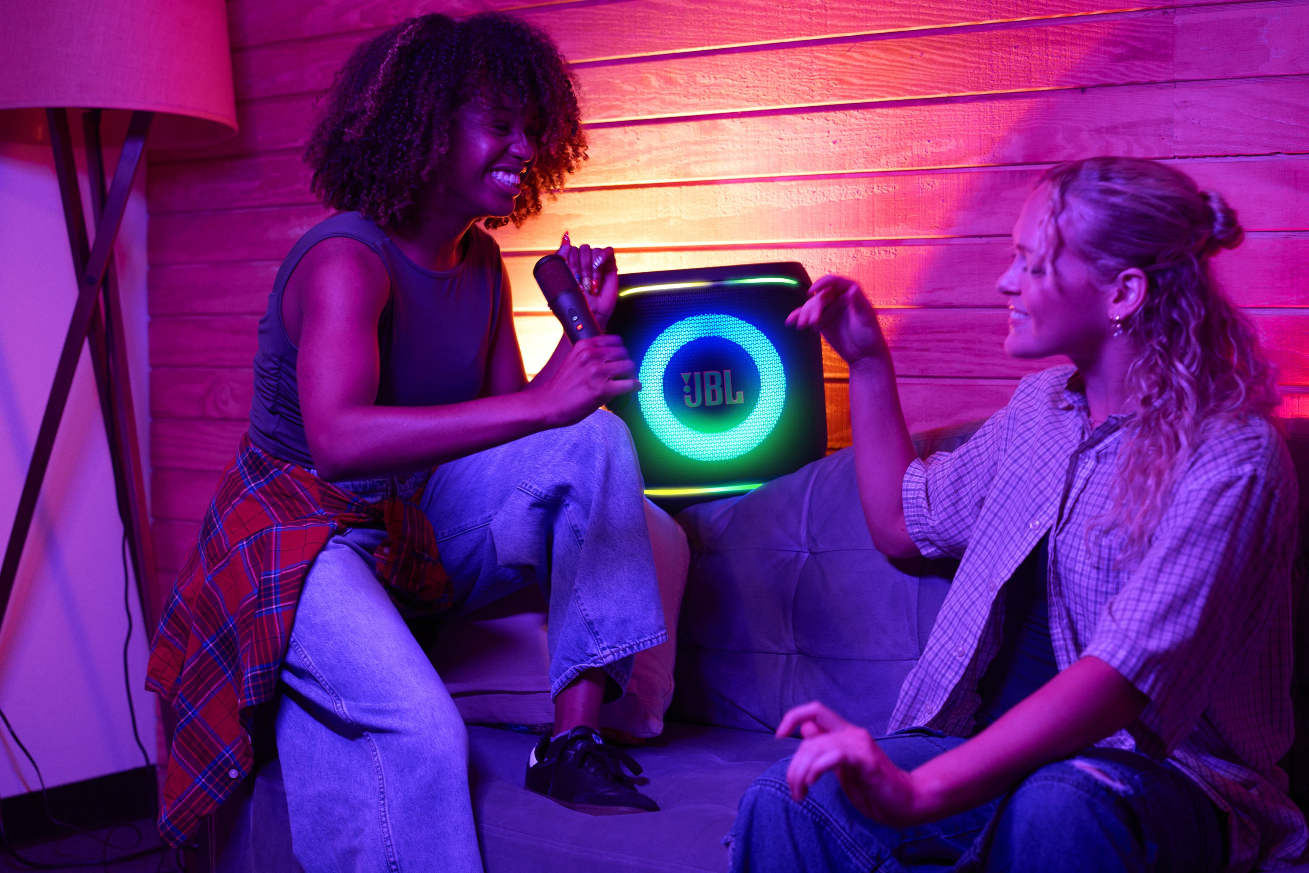 JBL PartyBox Encore 2 Plus.