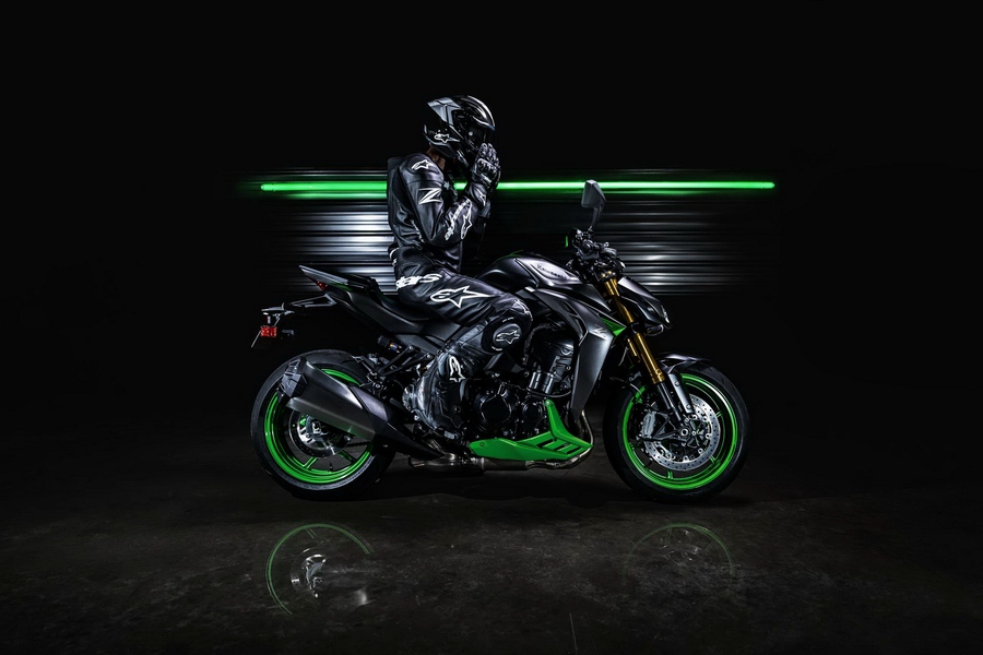 Z1100 2027 tại Việt Nam