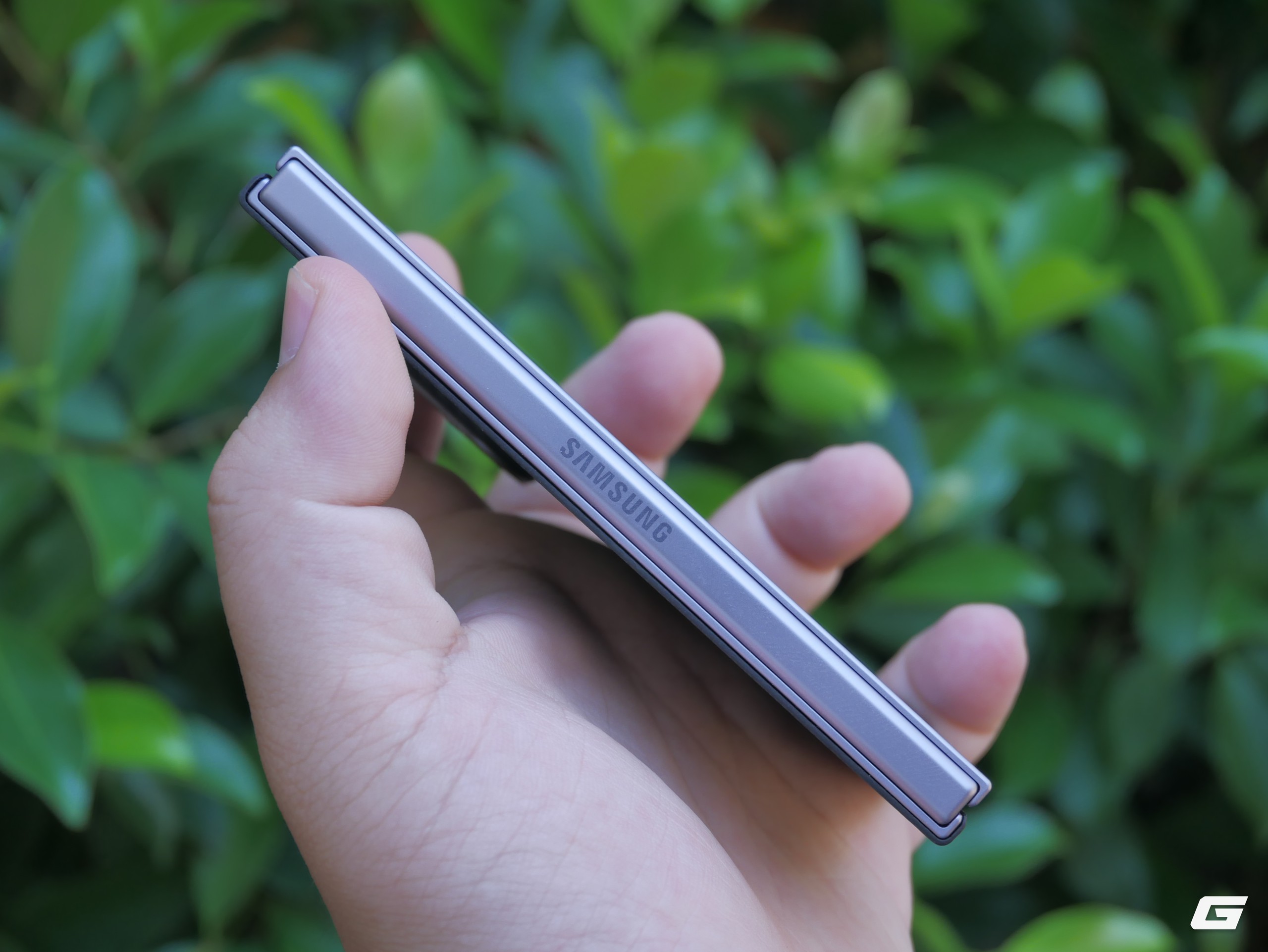 Trải nghiệm Galaxy Z Fold8 làm máy đọc sách: Hơn 40 triệu liệu có So sánh chi tiết màn hình Galaxy Z Fold8 và máy đọc sách
